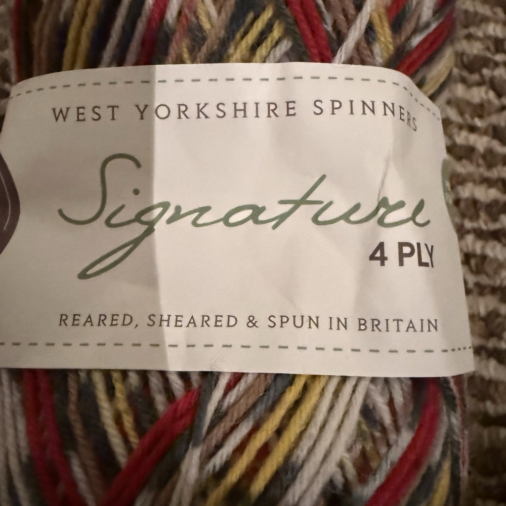 WYS Signature 4 ply Birds Knitting Wool Yarn 100g - 840 Goldfinch